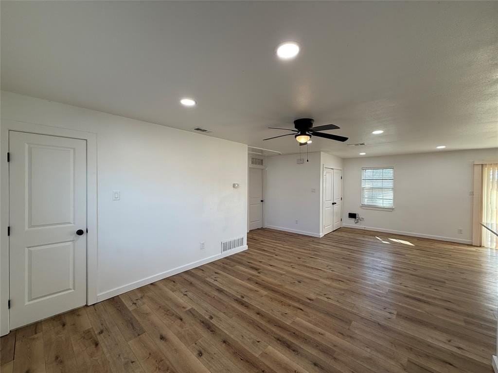 618 Pleasant Valley Rd - Photo 3 of 22