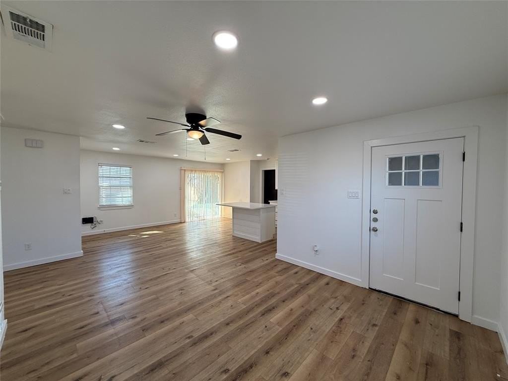 618 Pleasant Valley Rd - Photo 4 of 22