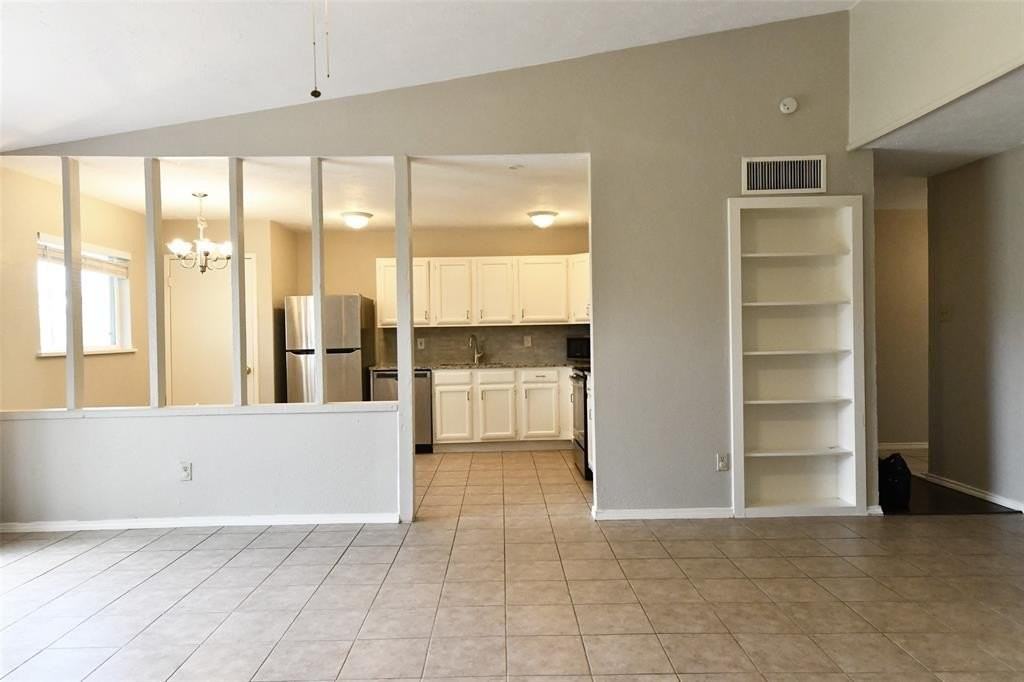 4113 Juneberry St - Photo 4 of 35