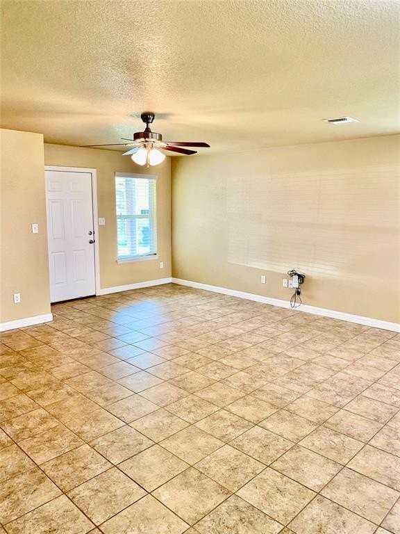 906 Dart Ct - Photo 3 of 16