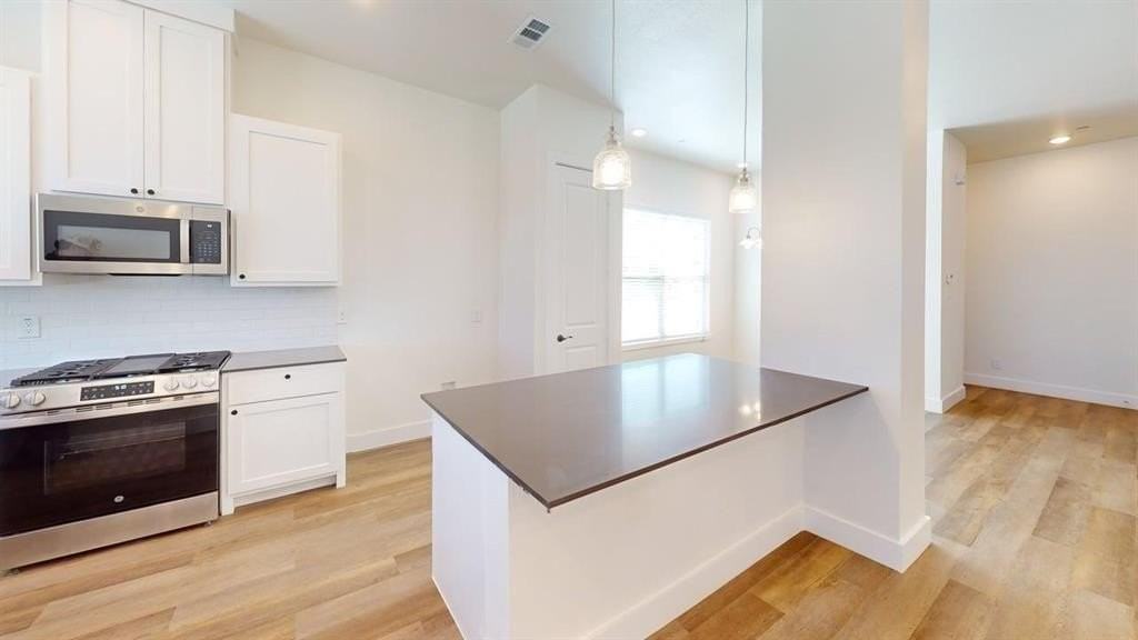 217 Mule Deer Mews - Photo 4 of 19
