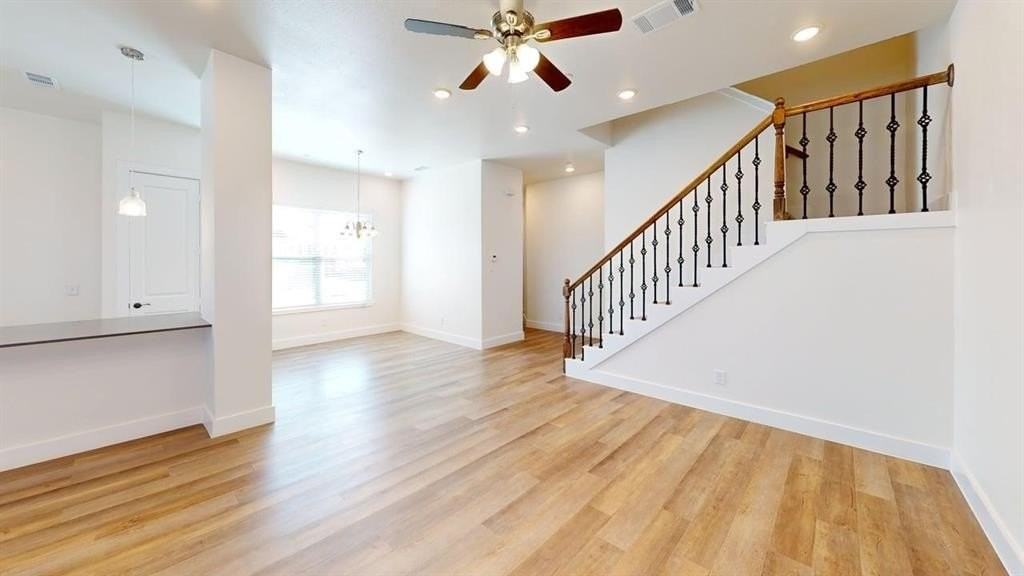 217 Mule Deer Mews - Photo 5 of 19