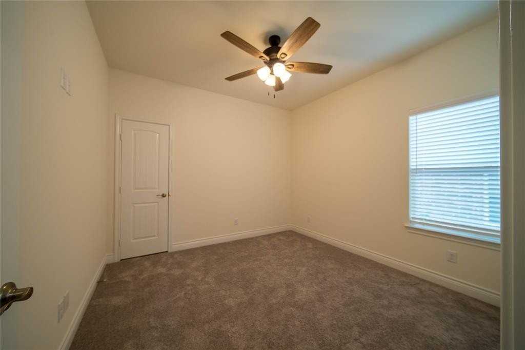 8511 Christie Ln - Photo 4 of 18