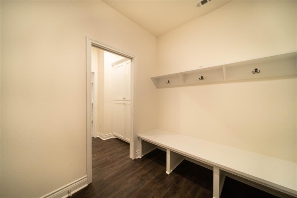 8511 Christie Ln - Photo 5 of 18