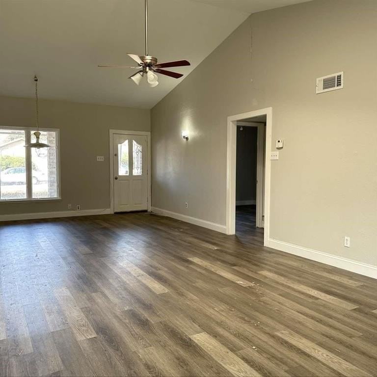 422 Woodmere Dr - Photo 3 of 12