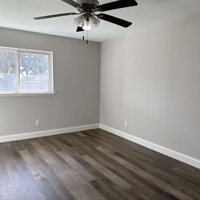 422 Woodmere Dr - Photo 5 of 12