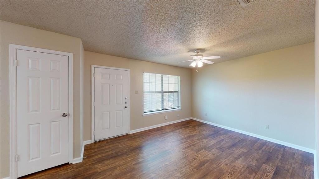 218 Renfro St #A - Photo 5 of 17