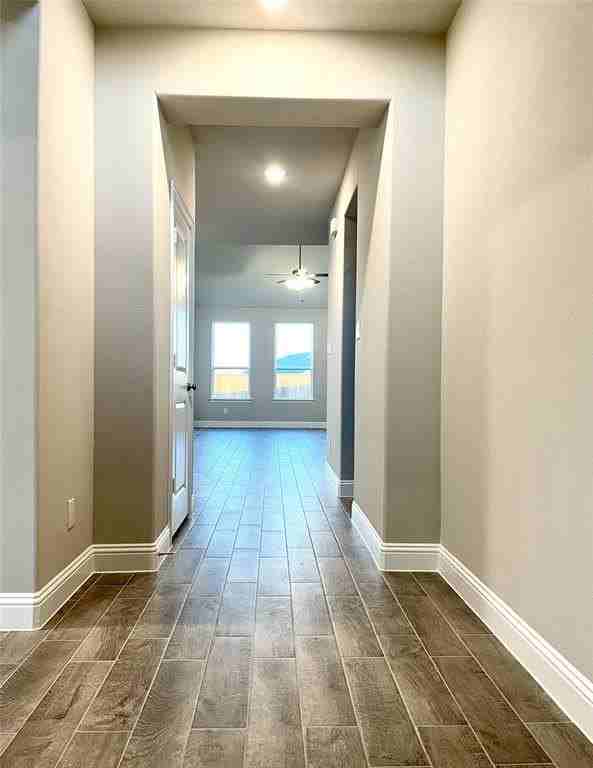 1309 Lavinola Ln - Photo 4 of 29