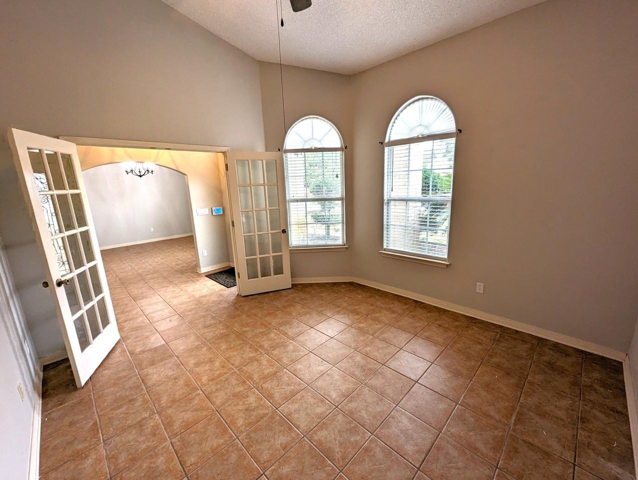 1822 Brooke Beach Dr - Photo 3 of 40