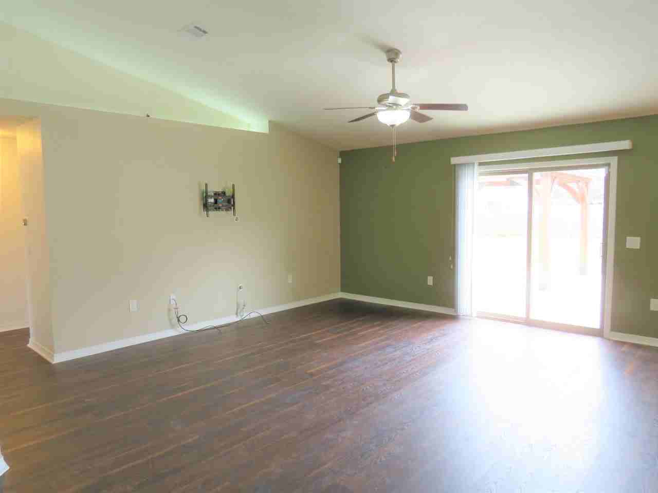 2172 Las Vegas Trl - Photo 3 of 27