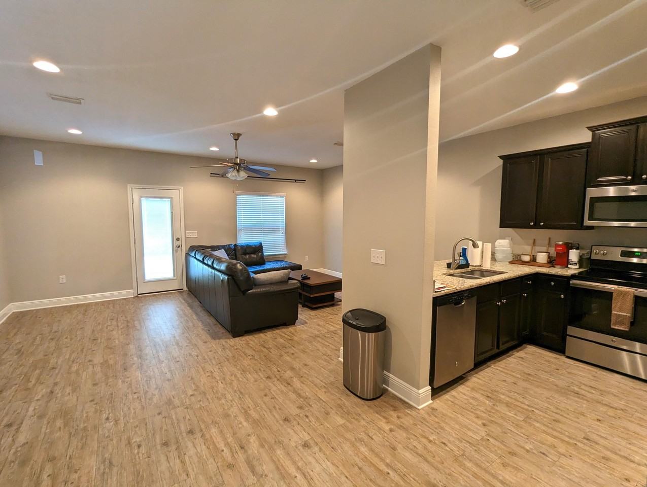 8776 Brown Pelican Cir - Photo 3 of 14