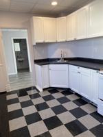 featured image of 532 Park Ave #1-2