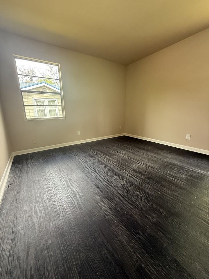 1153 2nd St N #1 - Photo 7 of 8