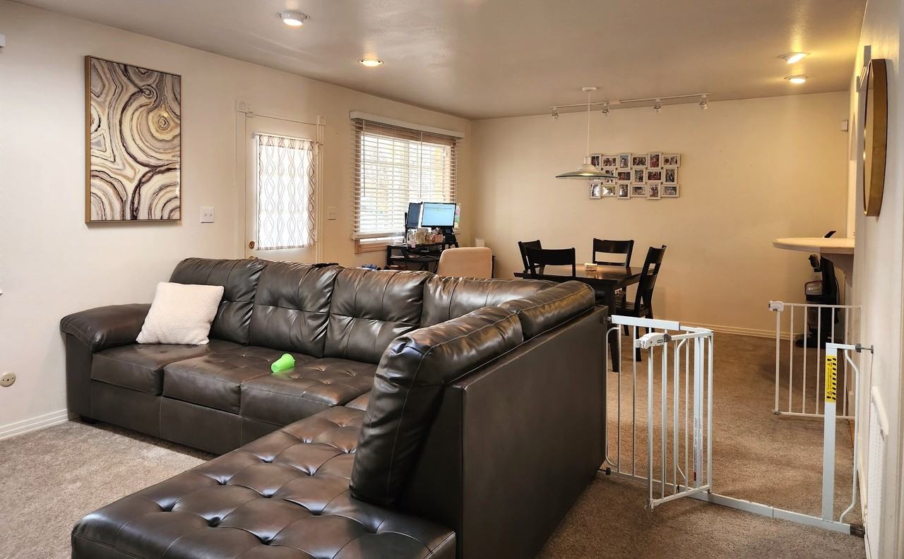 13627 E Kentucky Pl #1 - Photo 2 of 20