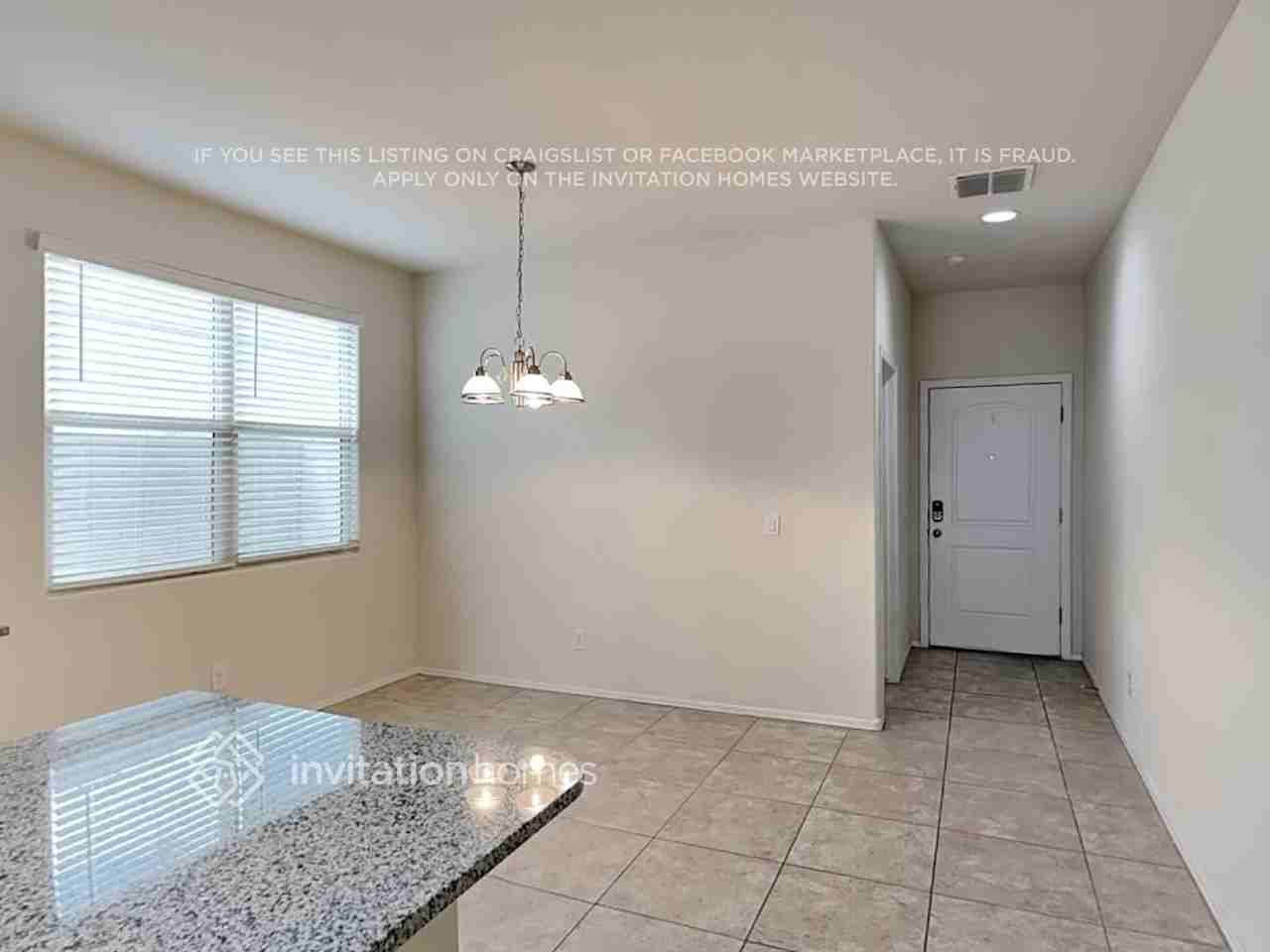 37643 W Amalfi Ave - Photo 2 of 10