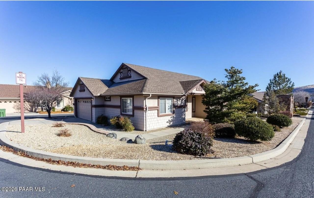 1654 St Andrews Way - Photo 2 of 35