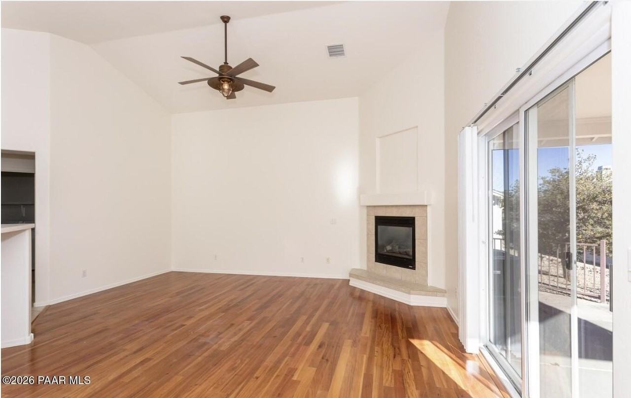 1654 St Andrews Way - Photo 7 of 35