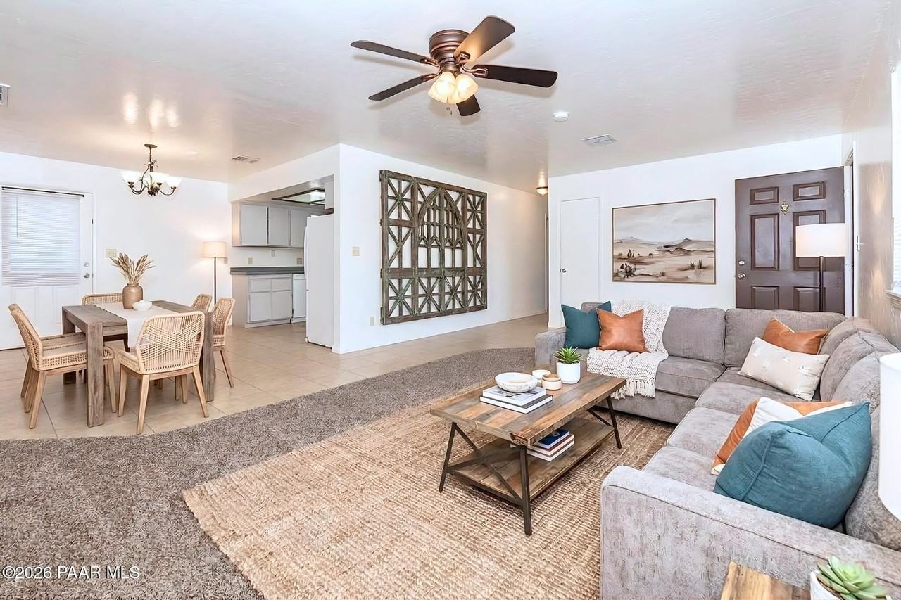 8486 E Posse Cir - Photo 3 of 13