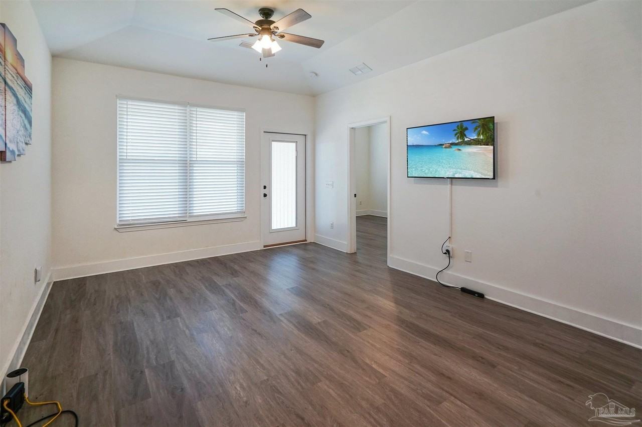 5214 Arrowhead Rd - Photo 6 of 18