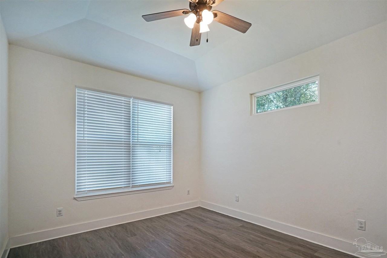 5214 Arrowhead Rd - Photo 7 of 18