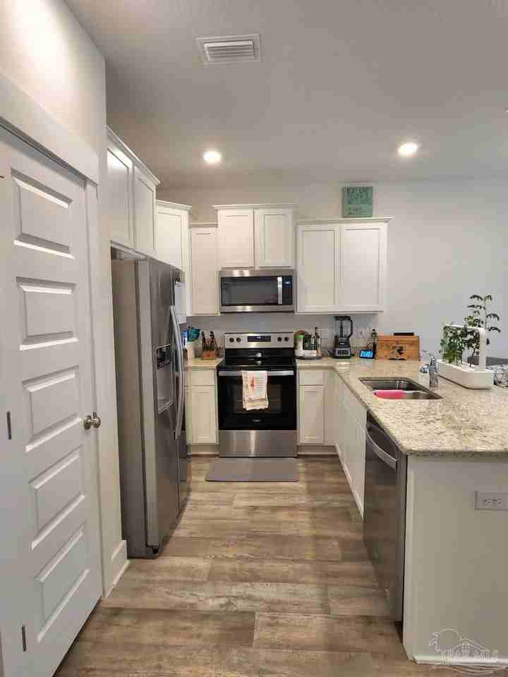 8932 Brigade Trl - Photo 4 of 20