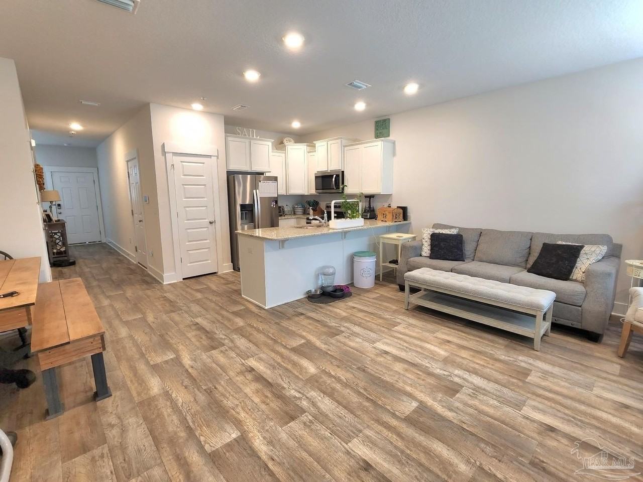 8932 Brigade Trl - Photo 7 of 20