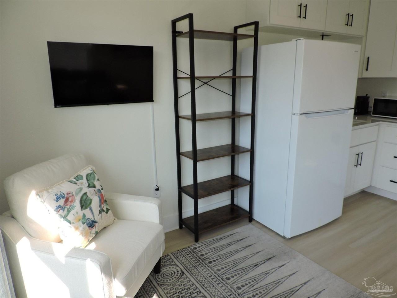 1702 E La Rua St - Photo 7 of 18