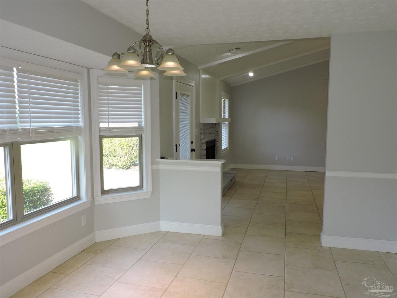 3890 Sail Wind Dr - Photo 7 of 36