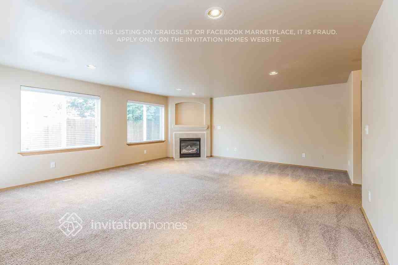 12106 29th Ave W - Photo 5 of 20