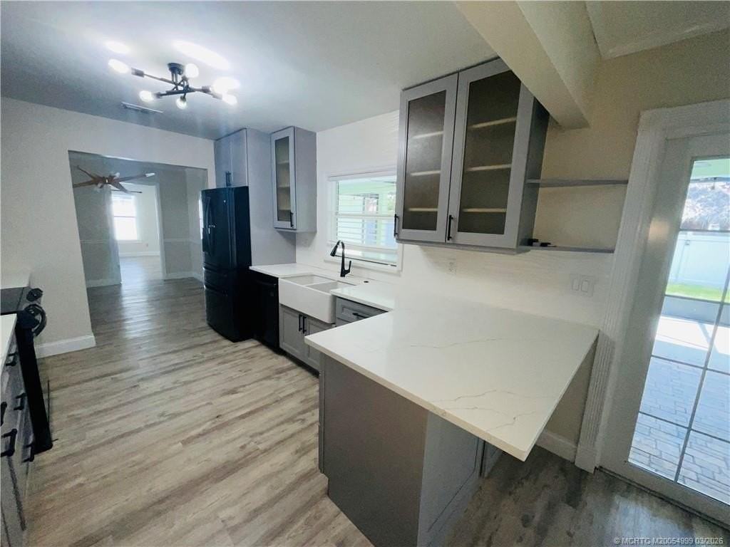 2061 Ne Hoya Calle - Photo 6 of 18