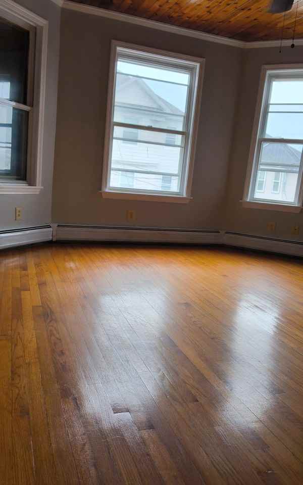 212-218 Lowell StreetUnit 2W #2W - Photo 2 of 10