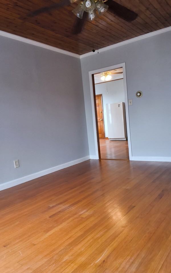 212-218 Lowell StreetUnit 2W #2W - Photo 7 of 10