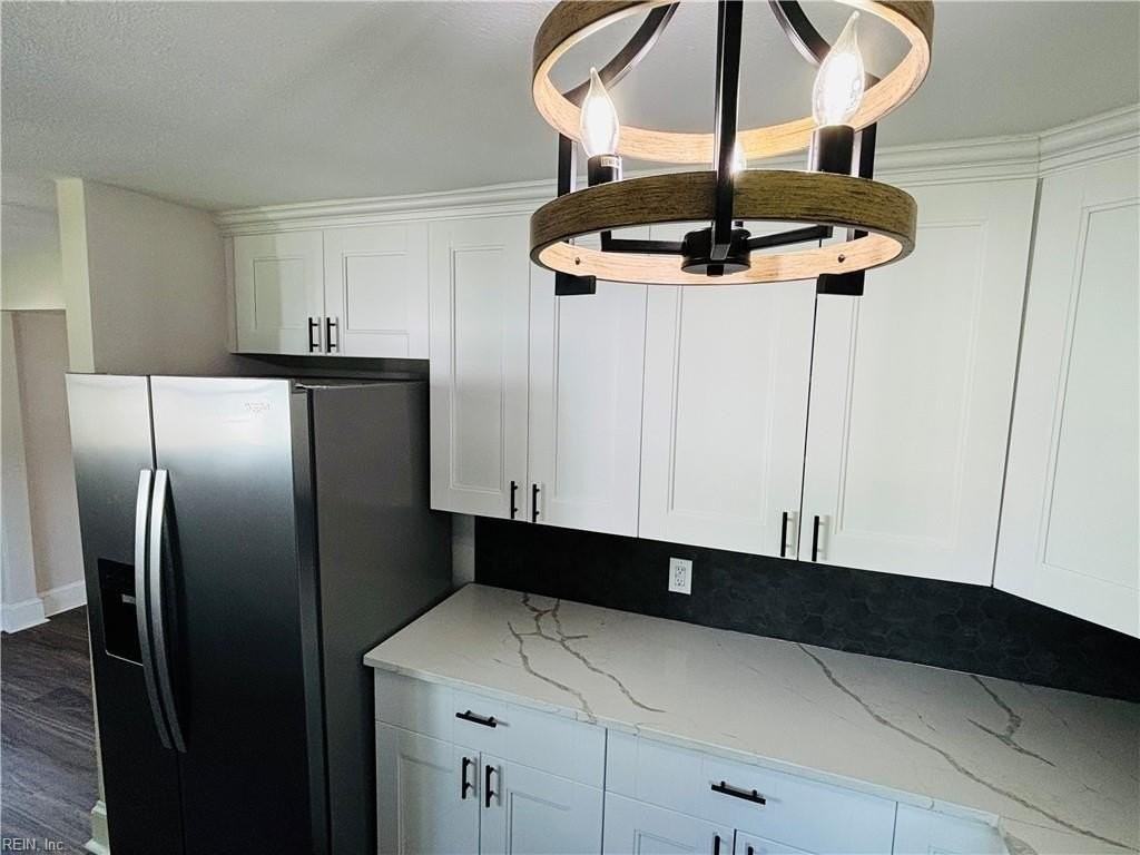 2331 Azalea Ave - Photo 5 of 26