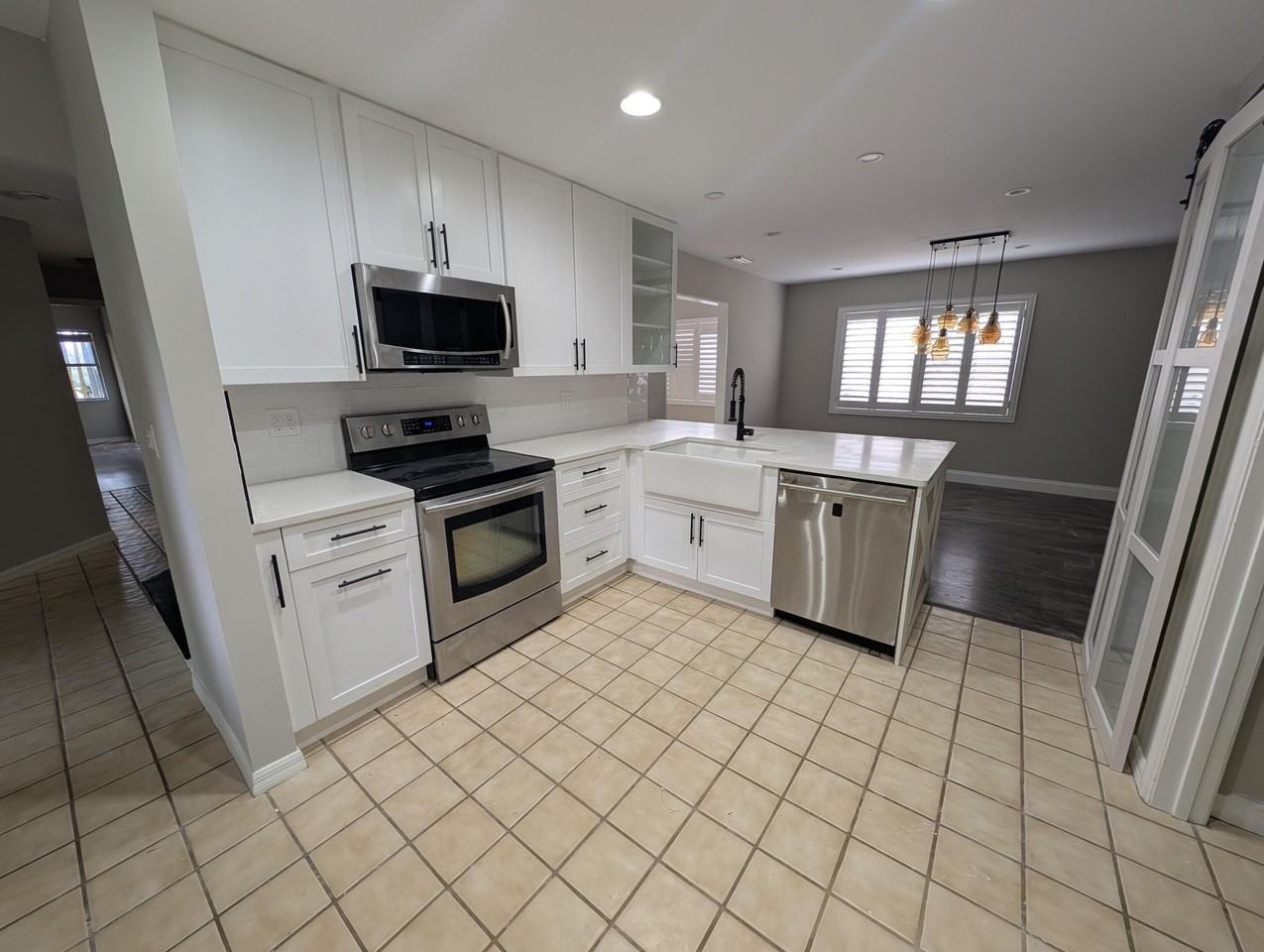 6280 Breckenridge Cir - Photo 2 of 32