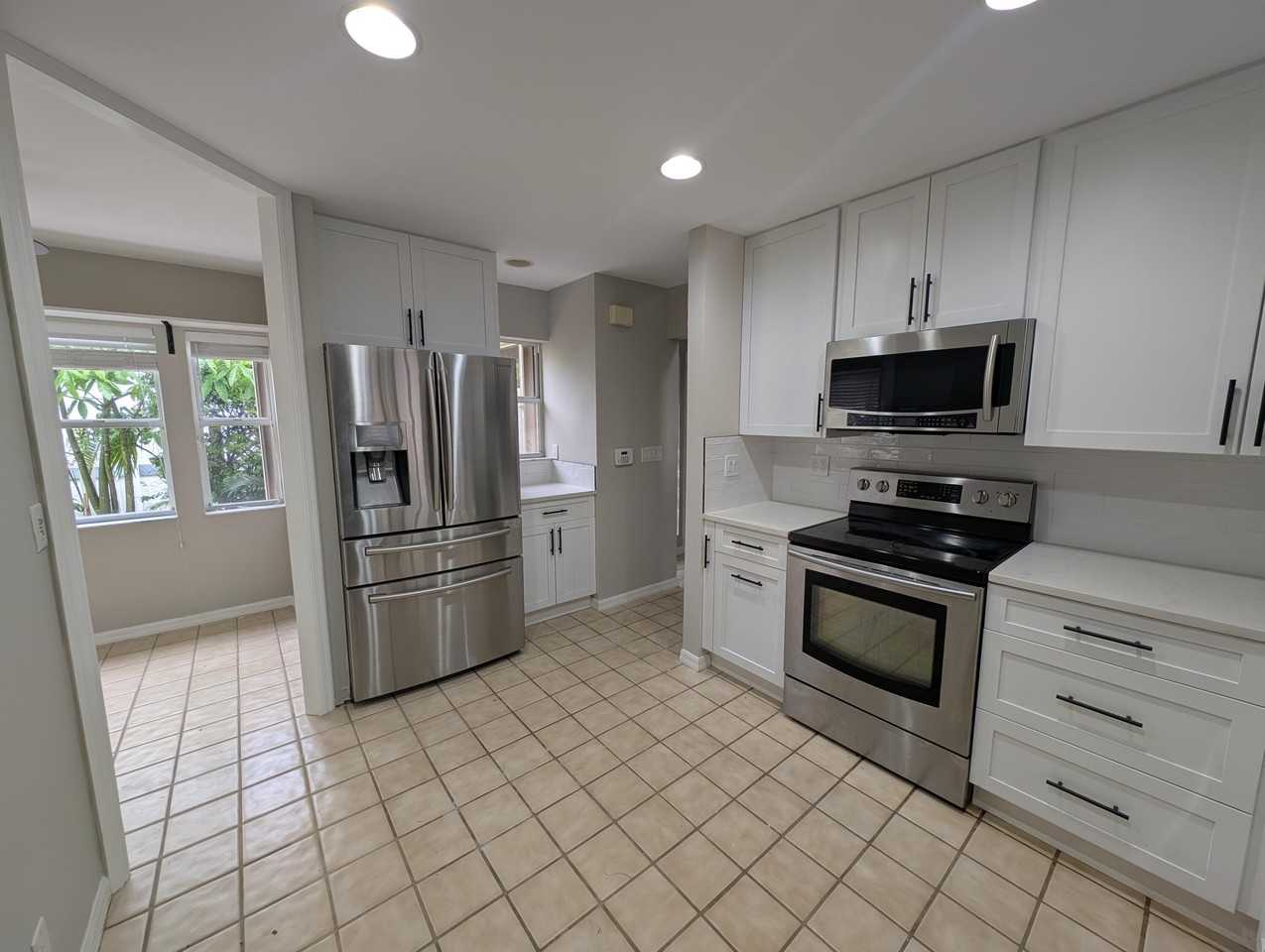 6280 Breckenridge Cir - Photo 3 of 32