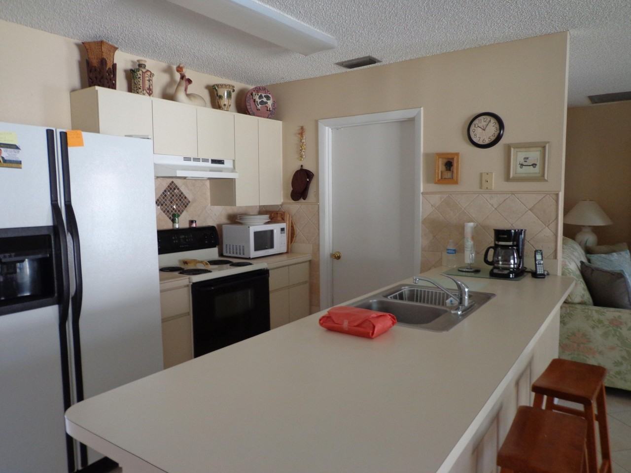 1168 Amaryllis Ct - Photo 6 of 12