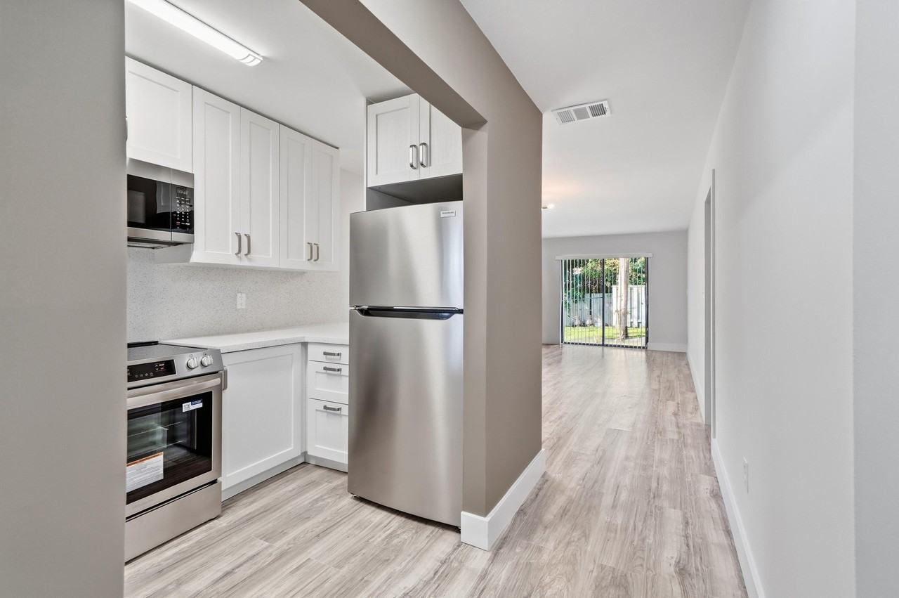 2514 Taylor St Apt 3 - Photo 3 of 23