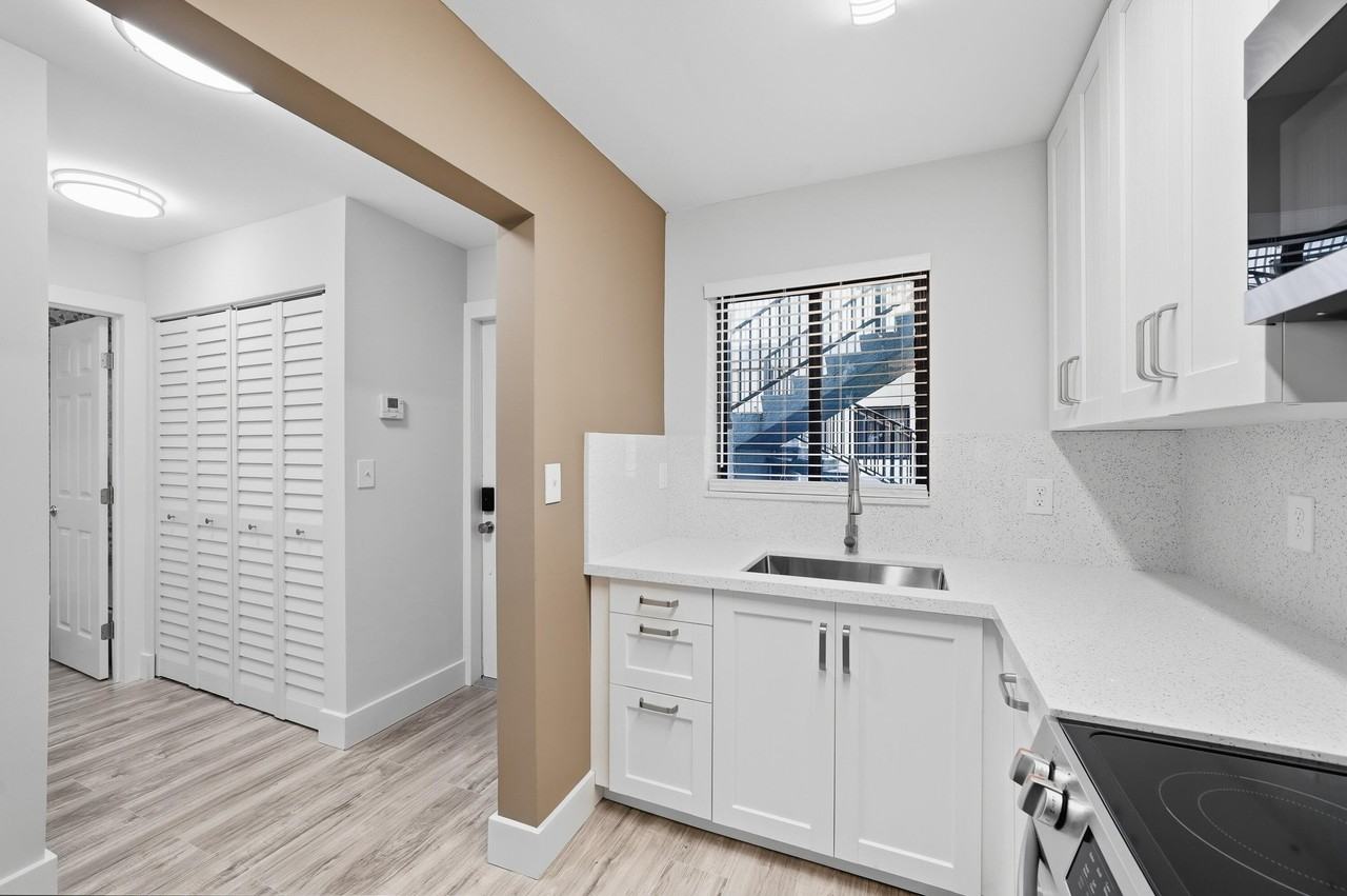 2514 Taylor St Apt 3 - Photo 5 of 23