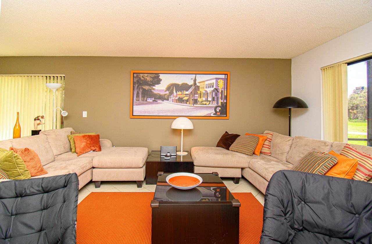 8334 Cypress Ln Apt 1a - Photo 6 of 42