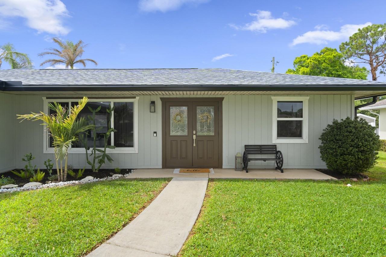 3238 Sw Constellation Rd - Photo 6 of 50