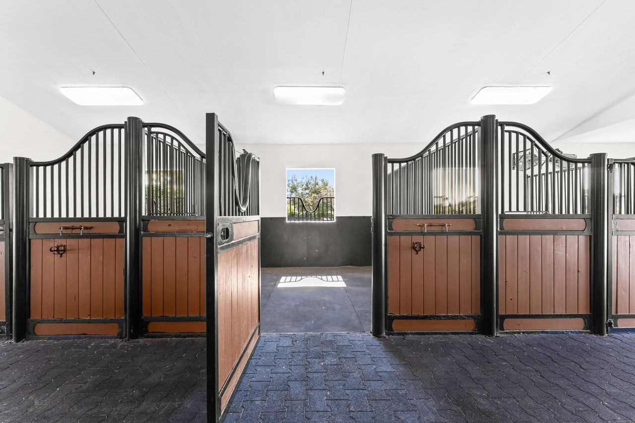 14628 Draft Horse Ln Unit Barn - Photo 5 of 13