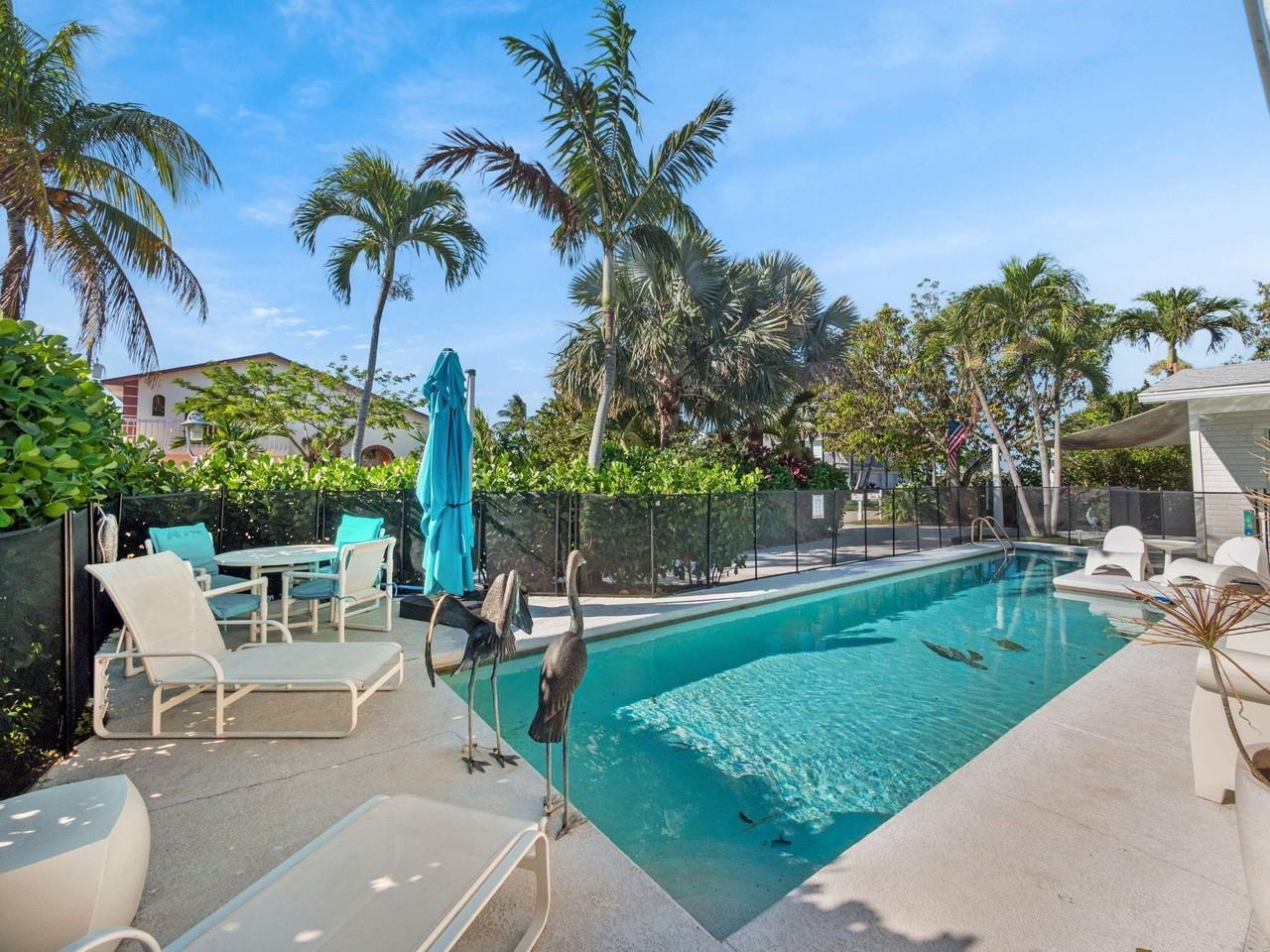 471 Mars Way - Photo 4 of 29