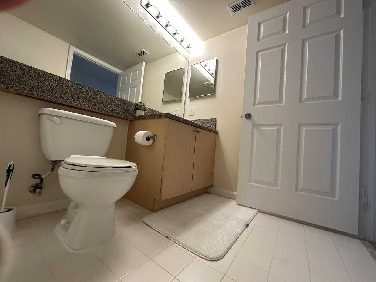 3720 Nw Mediterranean Ln Unit 304 - Photo 7 of 20