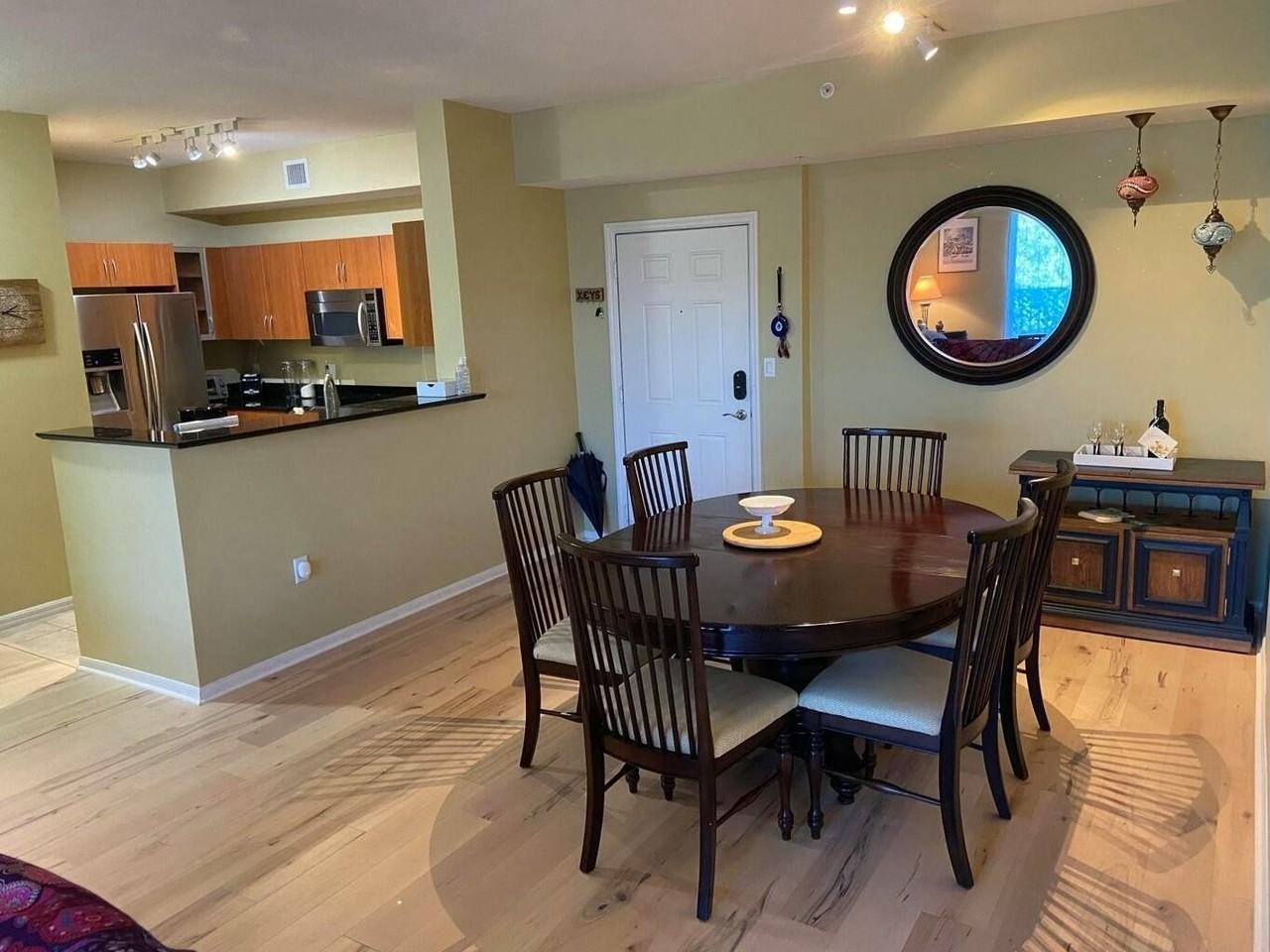802 W Windward Way #203 - Photo 3 of 18