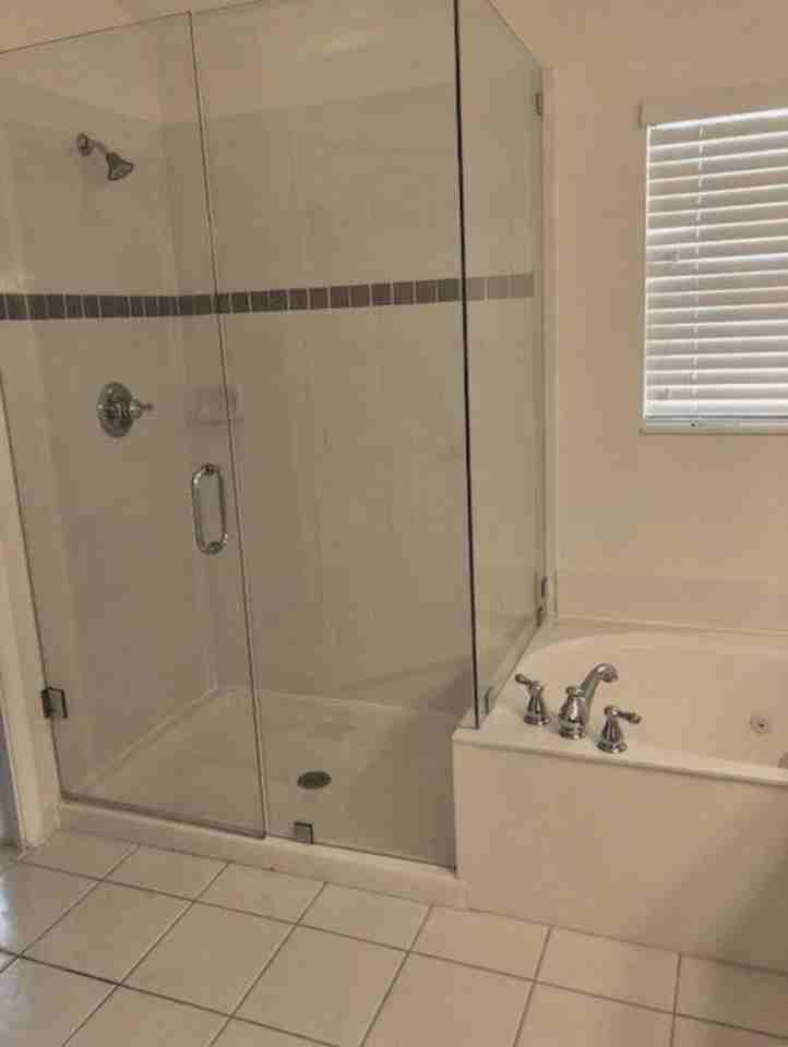 9715 Darlington Pl Unit 9715 - Photo 4 of 8