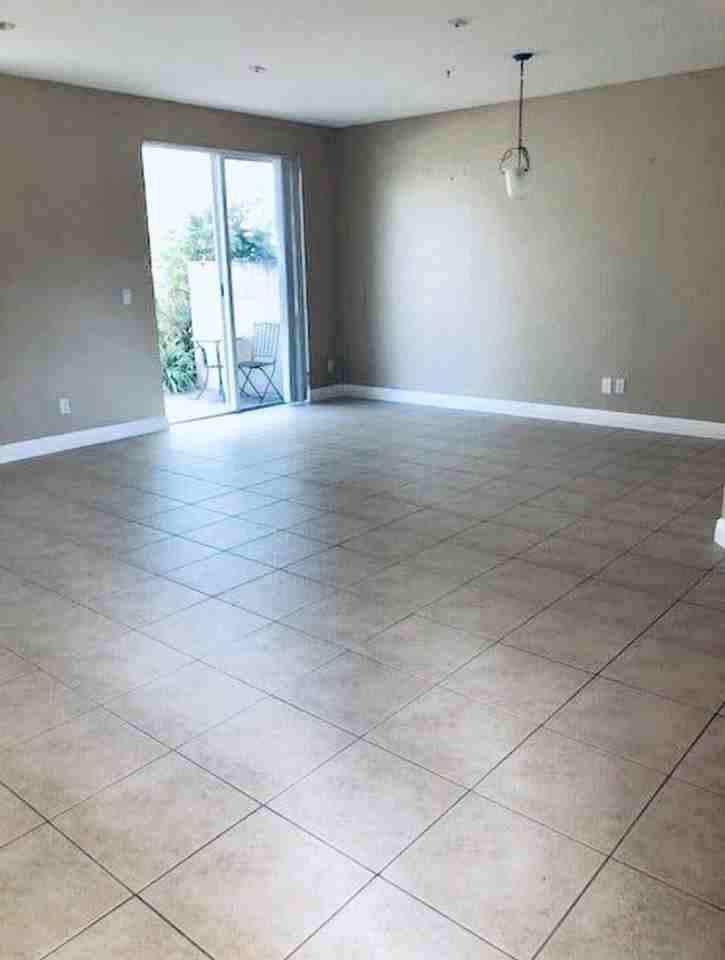 9715 Darlington Pl Unit 9715 - Photo 6 of 8