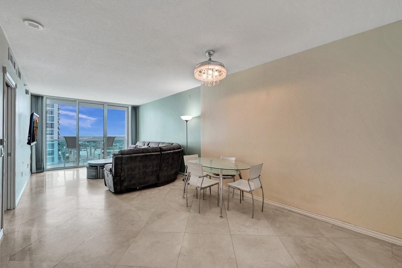 350 Se 2nd St Apt 2480 - Photo 4 of 25