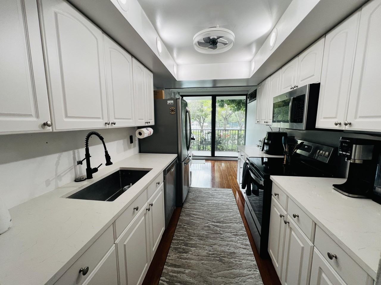 1201 River Reach Dr #110 - Photo 6 of 31