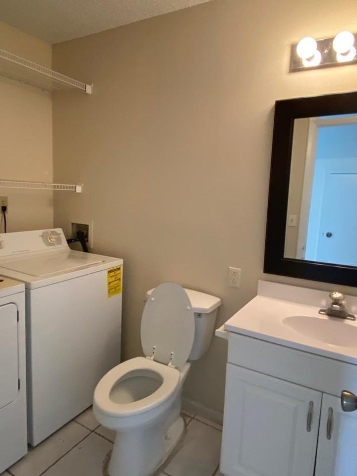 4901 Pier Dr - Photo 6 of 6