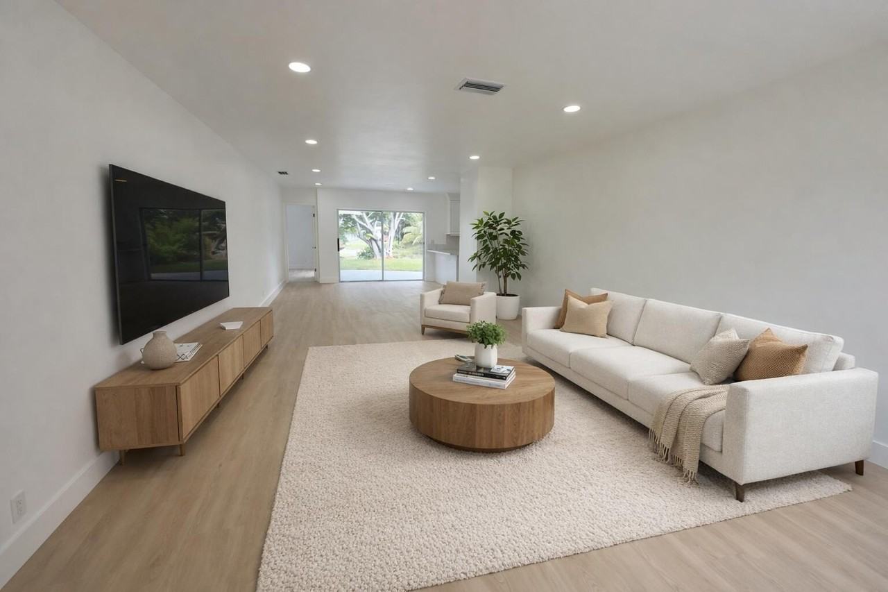 6811 Nw 32nd Ave - Photo 2 of 15